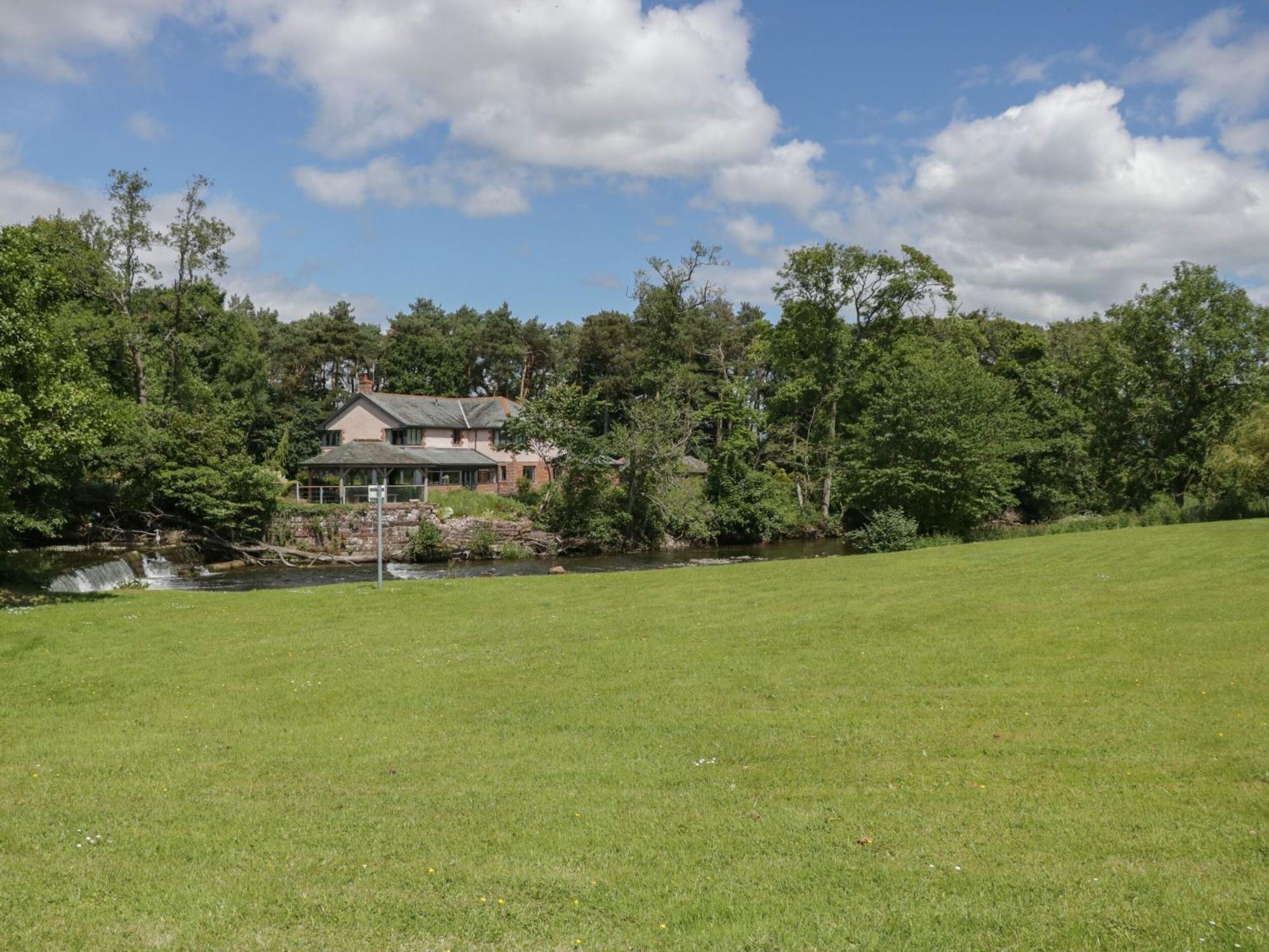 9 Eamont Park Vila Penrith Exterior foto
