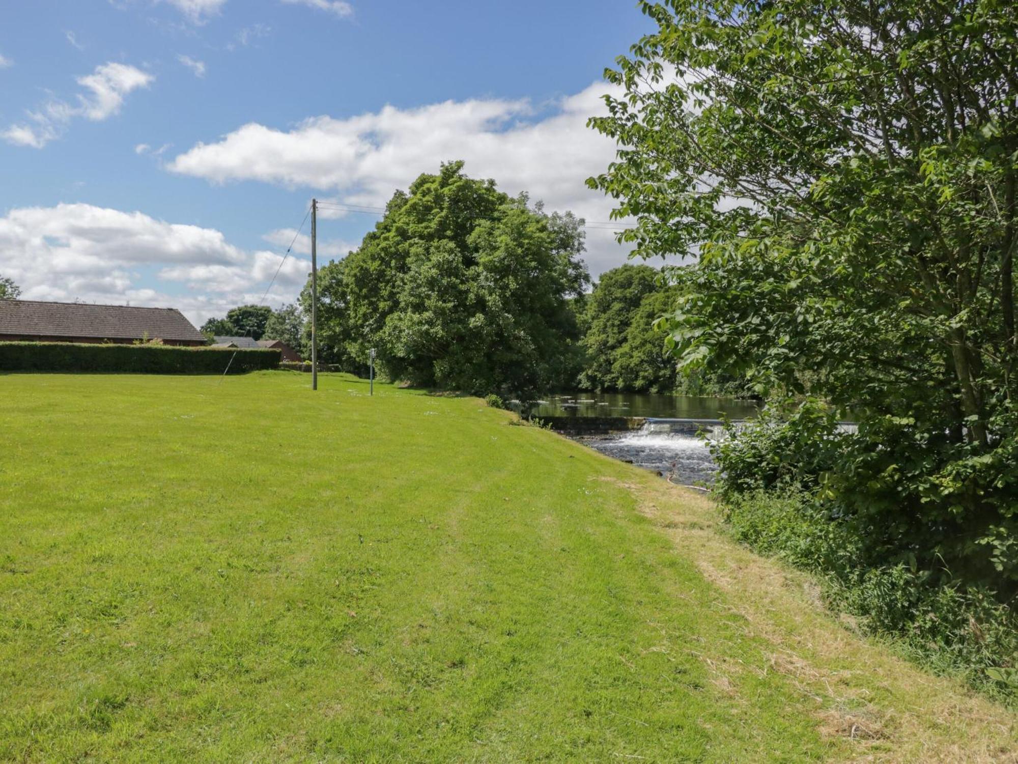 9 Eamont Park Vila Penrith Exterior foto